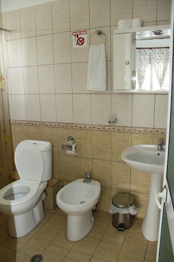 Hotel Italia Tirana Extérieur photo