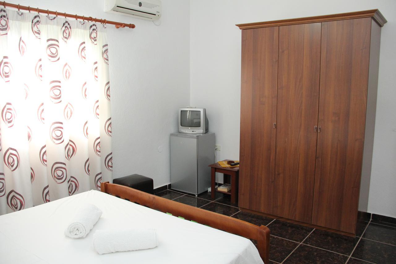 Hotel Italia Tirana Extérieur photo