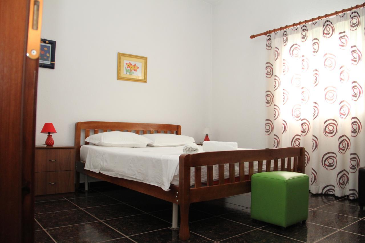 Hotel Italia Tirana Extérieur photo